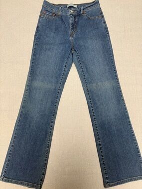 Levi's Women's Perfectly Slimming 512 Bootcut Jeans Size 10 Medium